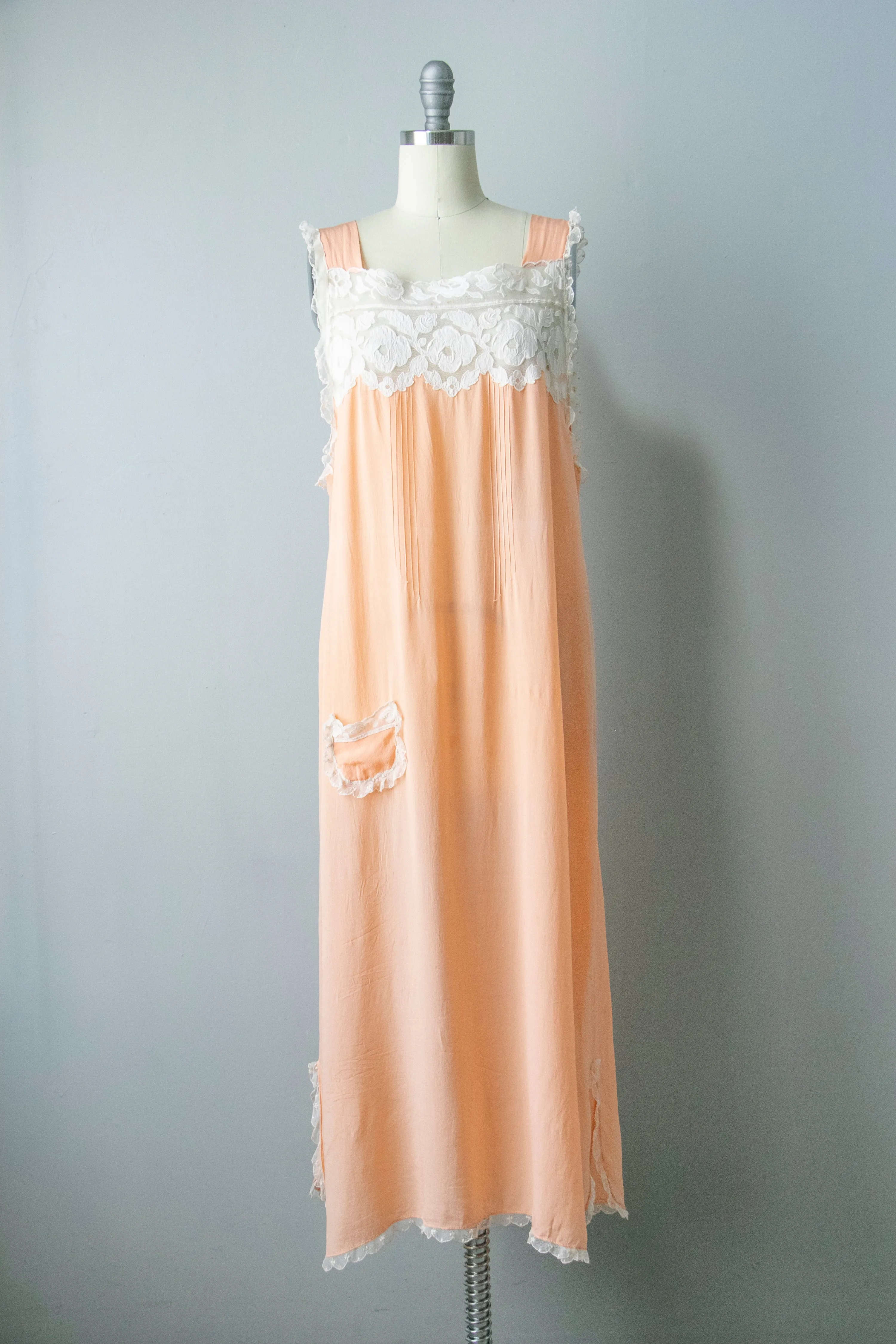 1920s Silk Slip Lace Lounge Dress M