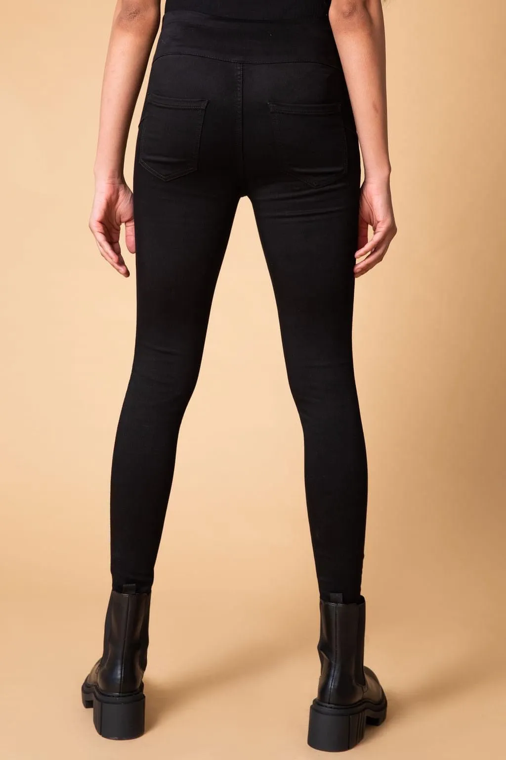 Black Pull On Skinny Jeans