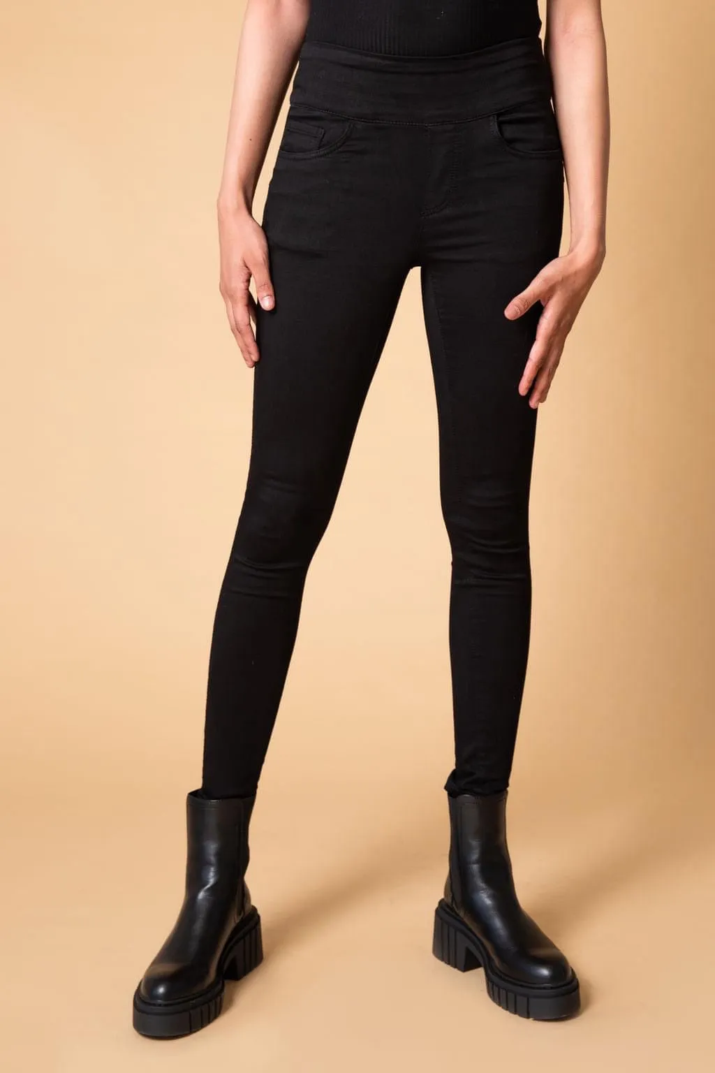 Black Pull On Skinny Jeans