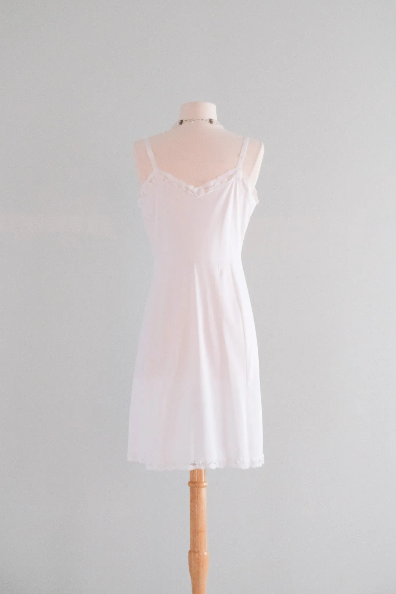 Darling 1950's White Lace Vintage Slip Dress / Sz M